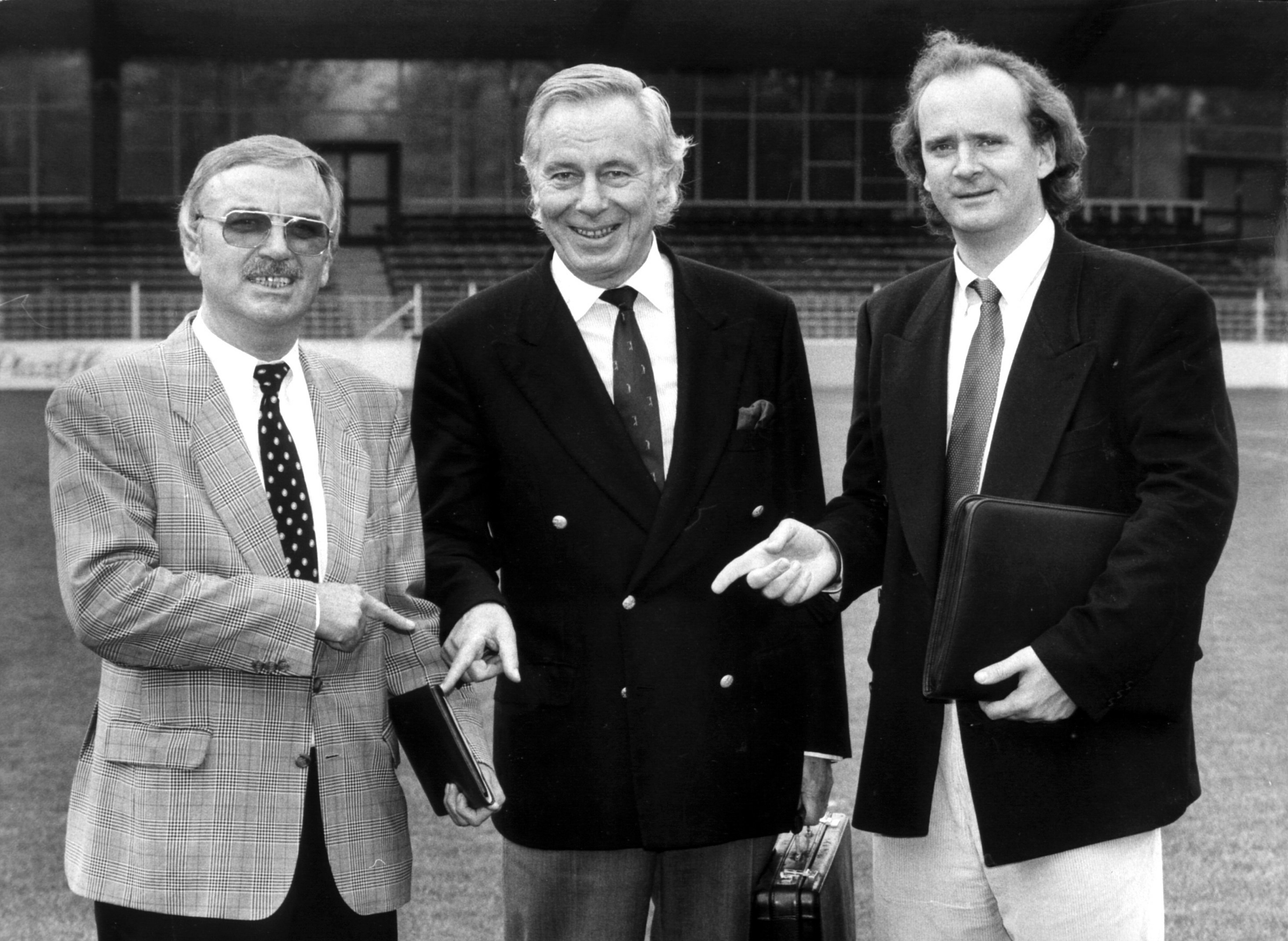 V.l.n.r.: Vizepräsident Hermann Klauck, Präsident Heinz Weisener und Vizepräsident Christian Hinzpeter im Oktober 1991.