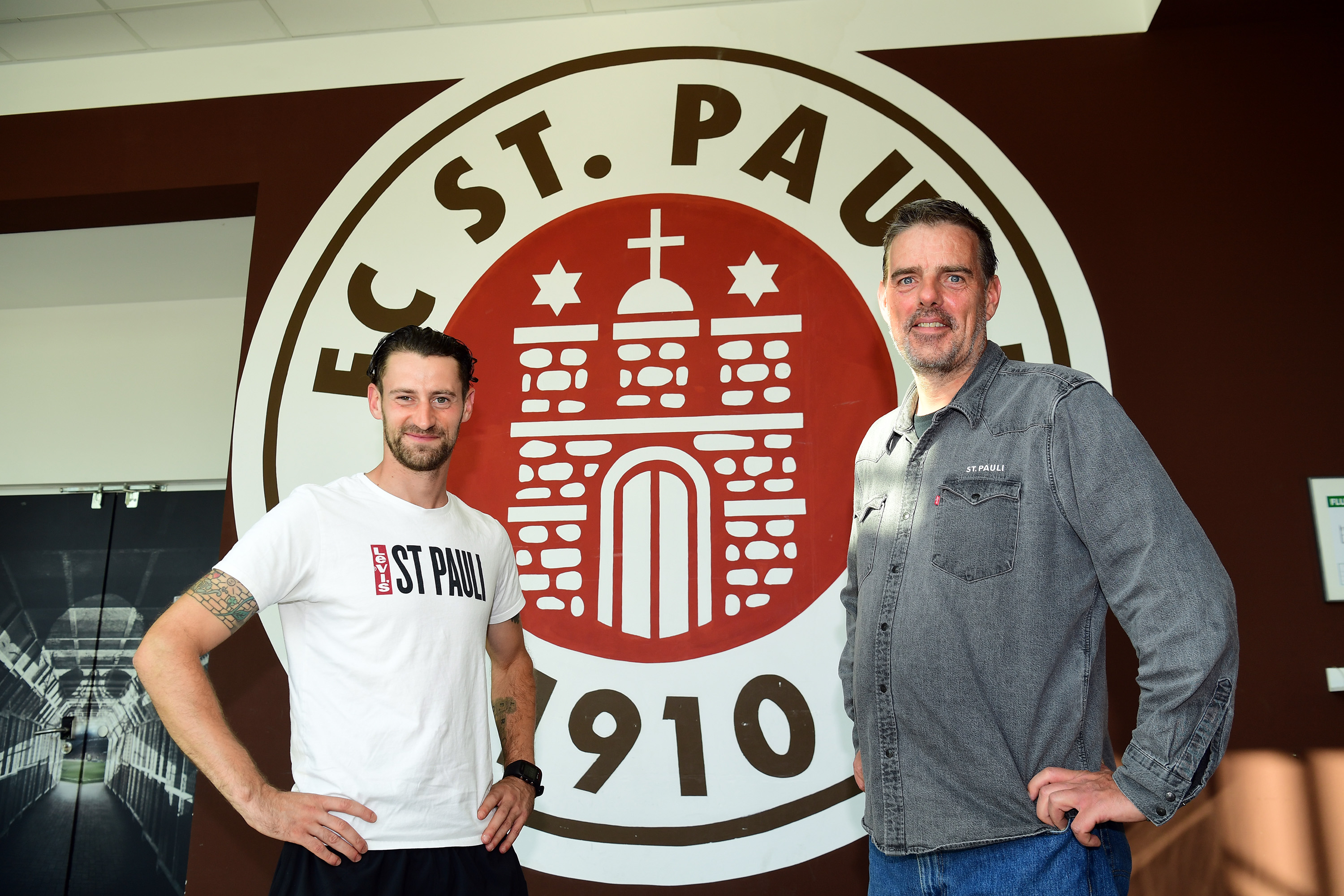 FCSP veteran Jan-Philipp Kalla and Thomas Michael (Head of Amateur Sport)
